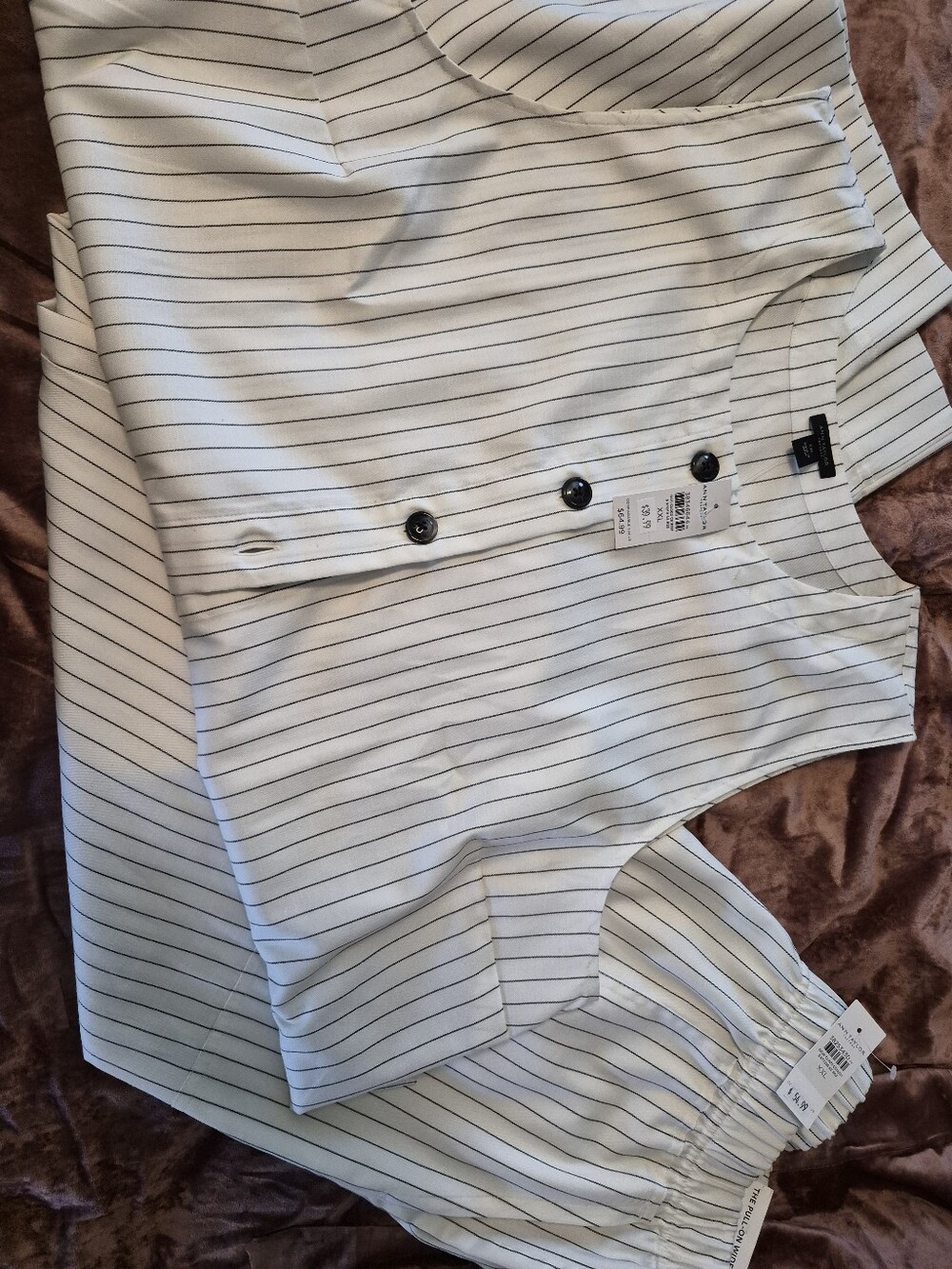 Sleeveless White Pinstripe Pants Suit